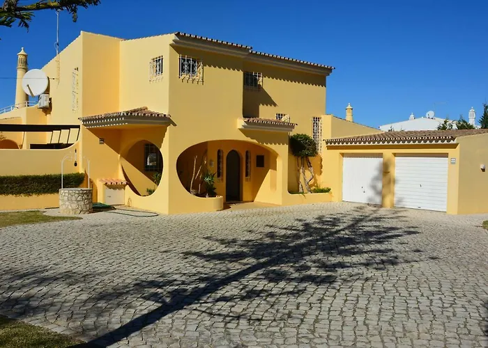 Villa Paraiso - 4 Bedrooms And Pool Albufeira